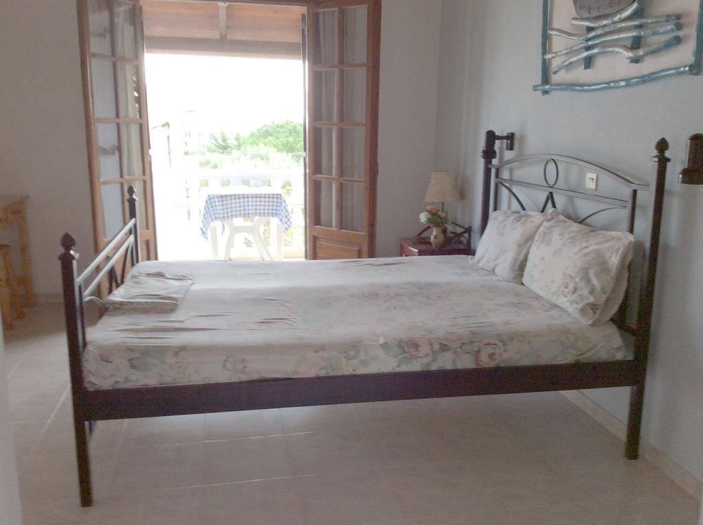 Gerani Apartman Vasilikí Szoba fotó